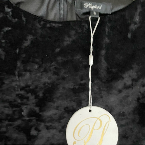 Playlord Sleeveless Black Velour Lace Asymetric Hem Dress - Picture 3 of 8